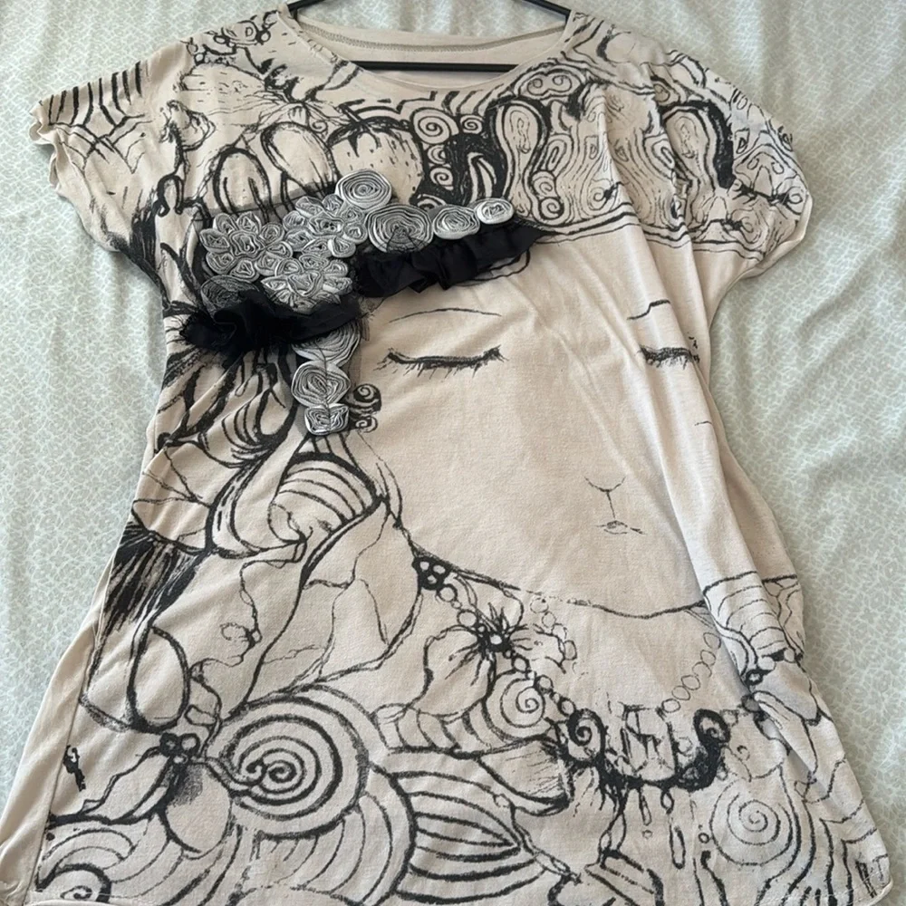 Dress/top - Picture 1 of 5